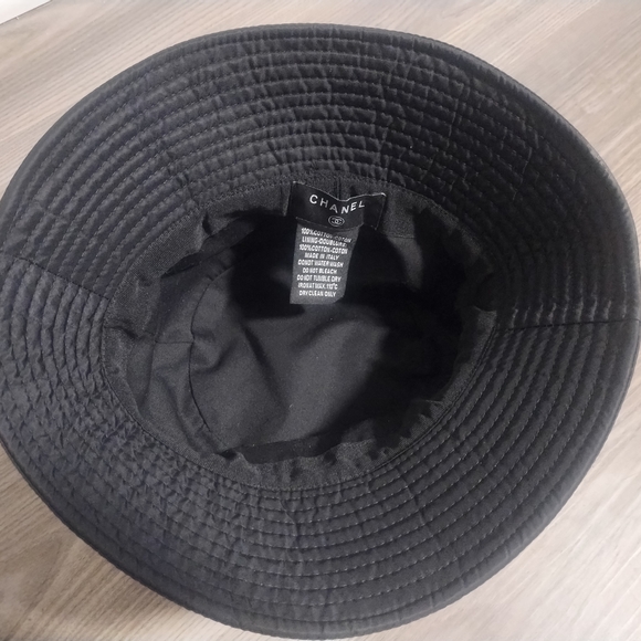 CHANEL Black Cotton Bucket Hat main image 5